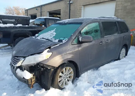 2015 Toyota Sienna Le 7 Passenger from USA, damaged, VIN 5TDJK3DC2FS115791
